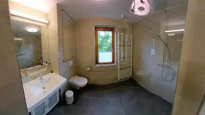 Ein Badezimmer in der Unterkunft Apartment Denk