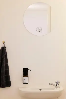 Ein Badezimmer in der Unterkunft Stilvolle Gartenterrassenwohnung mitten in Bregenz in Seenähe