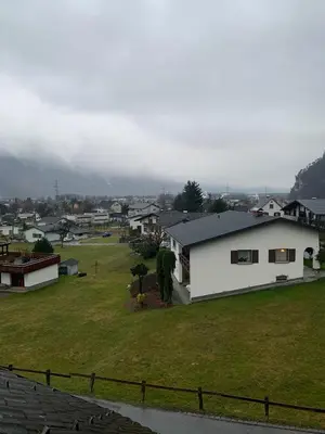 Ein allgemeiner Bergblick oder ein Berglick von der Ferienwohnung aus