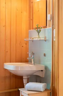 Ein Badezimmer in der Unterkunft Haus OmaGermana