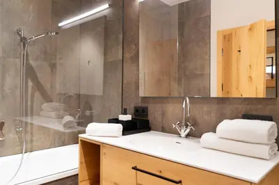 Ein Badezimmer in der Unterkunft Heimat 1495m Appartement TYP 3
