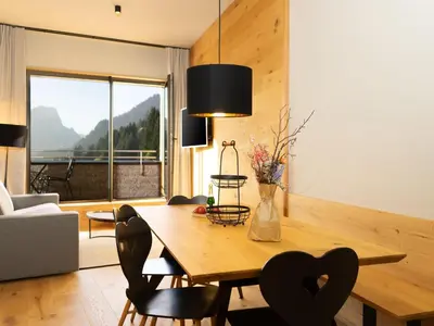Ein Sitzbereich in der Unterkunft Wohnung in Schröcken nahe Ski Arlberg