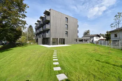 Das Gebäude in dem sich die Ferienwohnung befindet