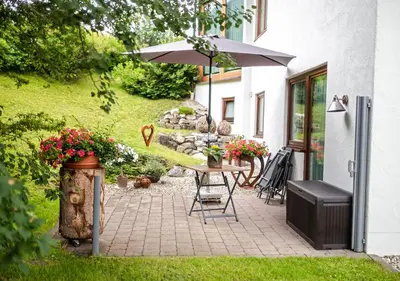 Ein Garten an der Unterkunft Ferienwohnung Jochum-Pfeiffer