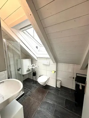Ein Badezimmer in der Unterkunft Zentrale Wohnung mit Dachterasse