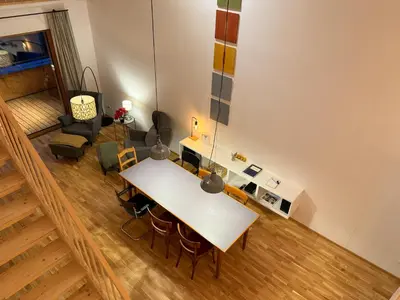 Ein Sitzbereich in der Unterkunft Gamsfels Balbina Galeriewohnung