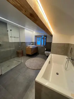 Ein Badezimmer in der Unterkunft Haus Anna