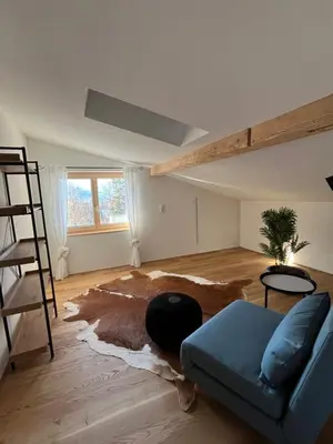 Ein Sitzbereich in der Unterkunft Haus Anna