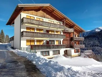 Ein allgemeiner Bergblick oder ein Berglick von der Ferienwohnung aus