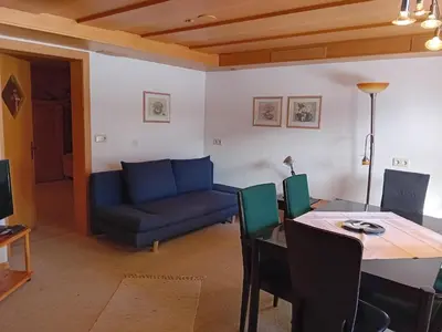 Ein Sitzbereich in der Unterkunft Appartement Isolde Ebnit