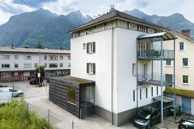 Ein allgemeiner Bergblick oder ein Berglick von der Ferienwohnung aus
