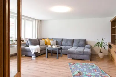 Ein Sitzbereich in der Unterkunft B31 - Ferienwohnung in Bezau