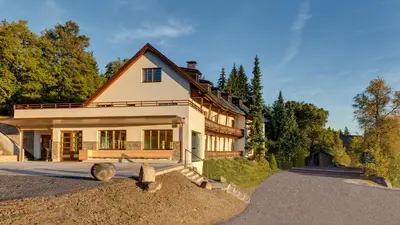 Das Gebäude in dem sich das Hotel befindet