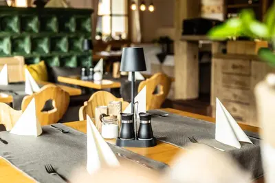 Ein Restaurant oder anderes Speiselokal in der Unterkunft Gasthaus Ursprung
