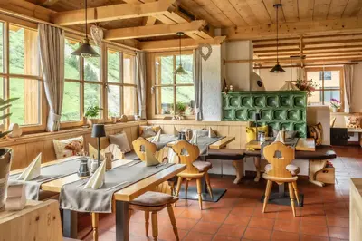 Ein Sitzbereich in der Unterkunft Gasthaus Ursprung