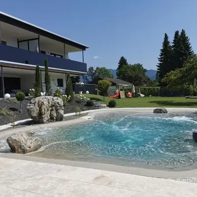 Blaue Lagune-Ferien mit Stil