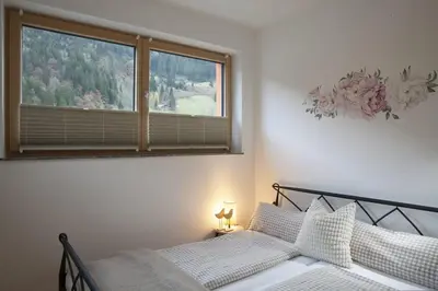 Ein Bett oder Betten in einem Zimmer der Unterkunft Appartement Sonnenhalb