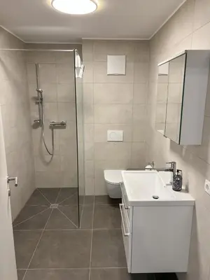 Ein Badezimmer in der Unterkunft Ferienwohnung Karrensicht