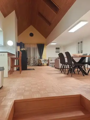 Ein Sitzbereich in der Unterkunft Luxus Apartment KFJ