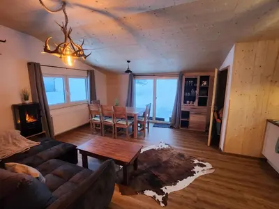 Ein Sitzbereich in der Unterkunft Alpenhaus Flügelbeck - Selbstversorgung