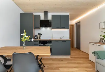 Küche/Küchenzeile in der Unterkunft KopfRausch Appartements