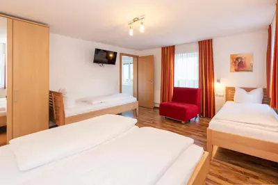 Ein Bett oder Betten in einem Zimmer der Unterkunft Sahin 4 by Alpenfeder