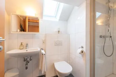 Ein Badezimmer in der Unterkunft Sahin 6 by Alpenfeder