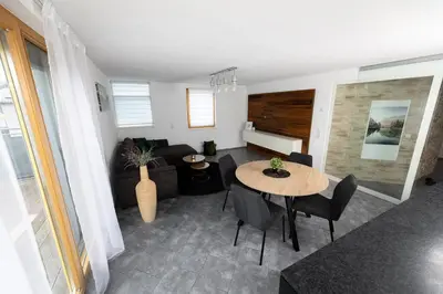 Ein Sitzbereich in der Unterkunft Riedwohnung 1- Lustenau