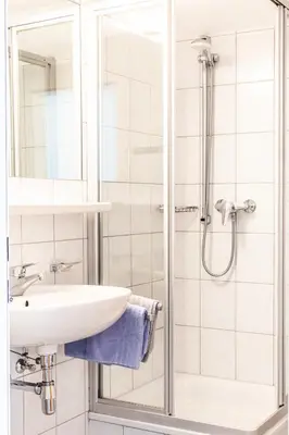 Ein Badezimmer in der Unterkunft Rössle Appartement