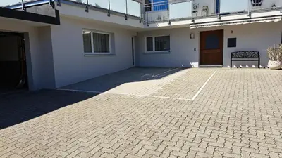 Das Gebäude in dem sich die Ferienwohnung befindet