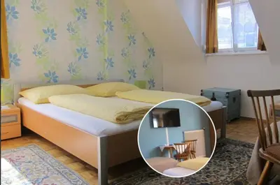 Ein Bett oder Betten in einem Zimmer der Unterkunft Pension Sonne Bed