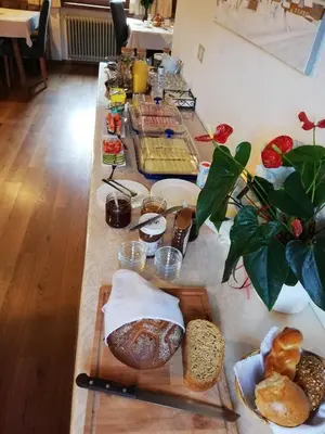 Essen im Privatzimmer oder in der Nähe