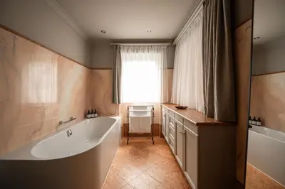 Ein Badezimmer in der Unterkunft Chalet Toda