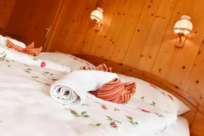 Ein Bett oder Betten in einem Zimmer der Unterkunft Hof Erath