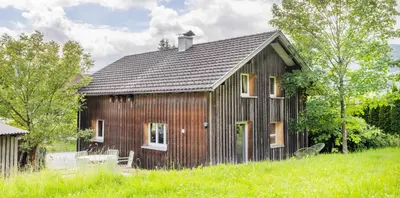 Ein Garten an der Unterkunft Sonnenschein Chalet Egg