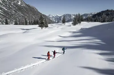 Bella Vista - 85 m2 Ferienwohnung mit überdachtem Parkplatz und Außenstellplatz - Bergblick im Winter