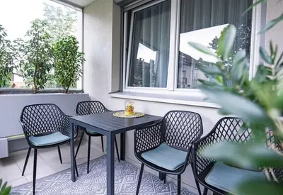 Ein Sitzbereich in der Unterkunft 75m2 Designer Apartment close to Bregenz
