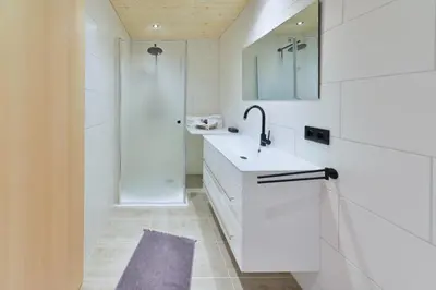 Ein Badezimmer in der Unterkunft Haus Margrith Alpenblick Appartements