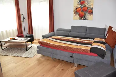 Ein Sitzbereich in der Unterkunft ARI's Domizil nähe Bodensee & Bregenz-City