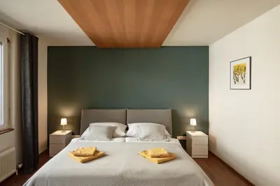 Ein Bett oder Betten in einem Zimmer der Unterkunft Loft am See im Herzen von Bregenz