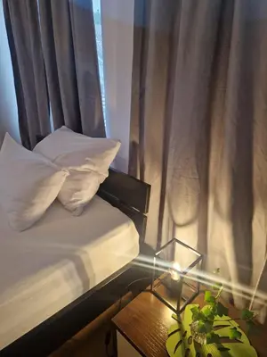 Ein Bett oder Betten in einem Zimmer der Unterkunft Gasthaus Löwen in Tisis,Einzelzimmer