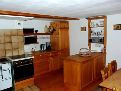 Küche/Küchenzeile in der Unterkunft Holiday Home Dünser in Dünserberg by Interhome