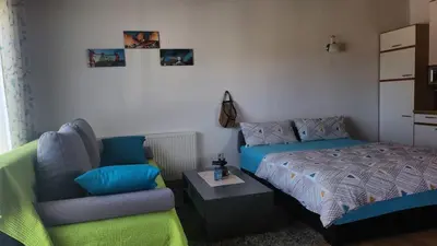 Ein Bett oder Betten in einem Zimmer der Unterkunft Ferienwohnung im Rheindelta