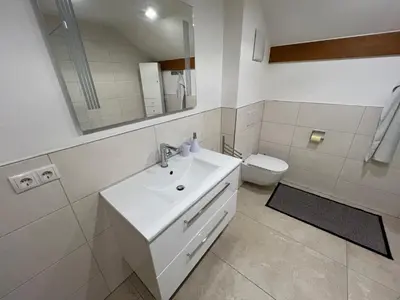 Ein Badezimmer in der Unterkunft Apartment Vinomna