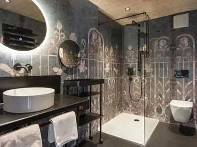 Ein Badezimmer in der Unterkunft Breitachhus
