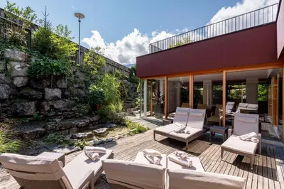Ein Sitzbereich in der Unterkunft Relax & Vitalhotel Adler