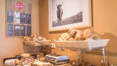 Ein Sitzbereich in der Unterkunft JUFA Hotel Montafon