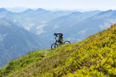 Radfahren an der Unterkunft Hotel Gretina oder in der Nähe