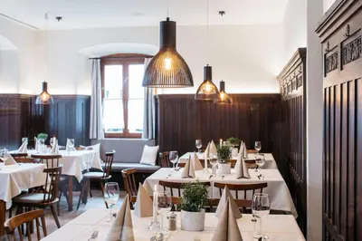 Ein Restaurant oder anderes Speiselokal in der Unterkunft Hotel Gasthof Lamm