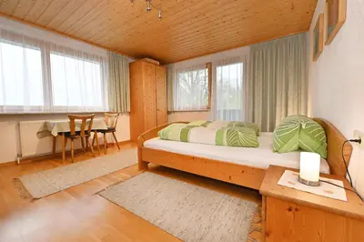 Ein Bett oder Betten in einem Zimmer der Unterkunft Haus Valuga